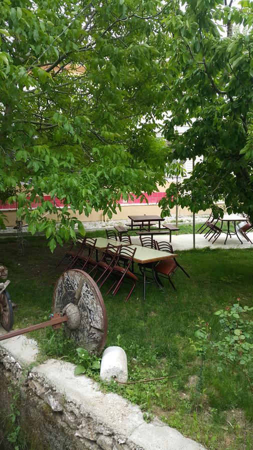 Ağlasun Alanlar Alabalik Ve Otel المظهر الخارجي الصورة